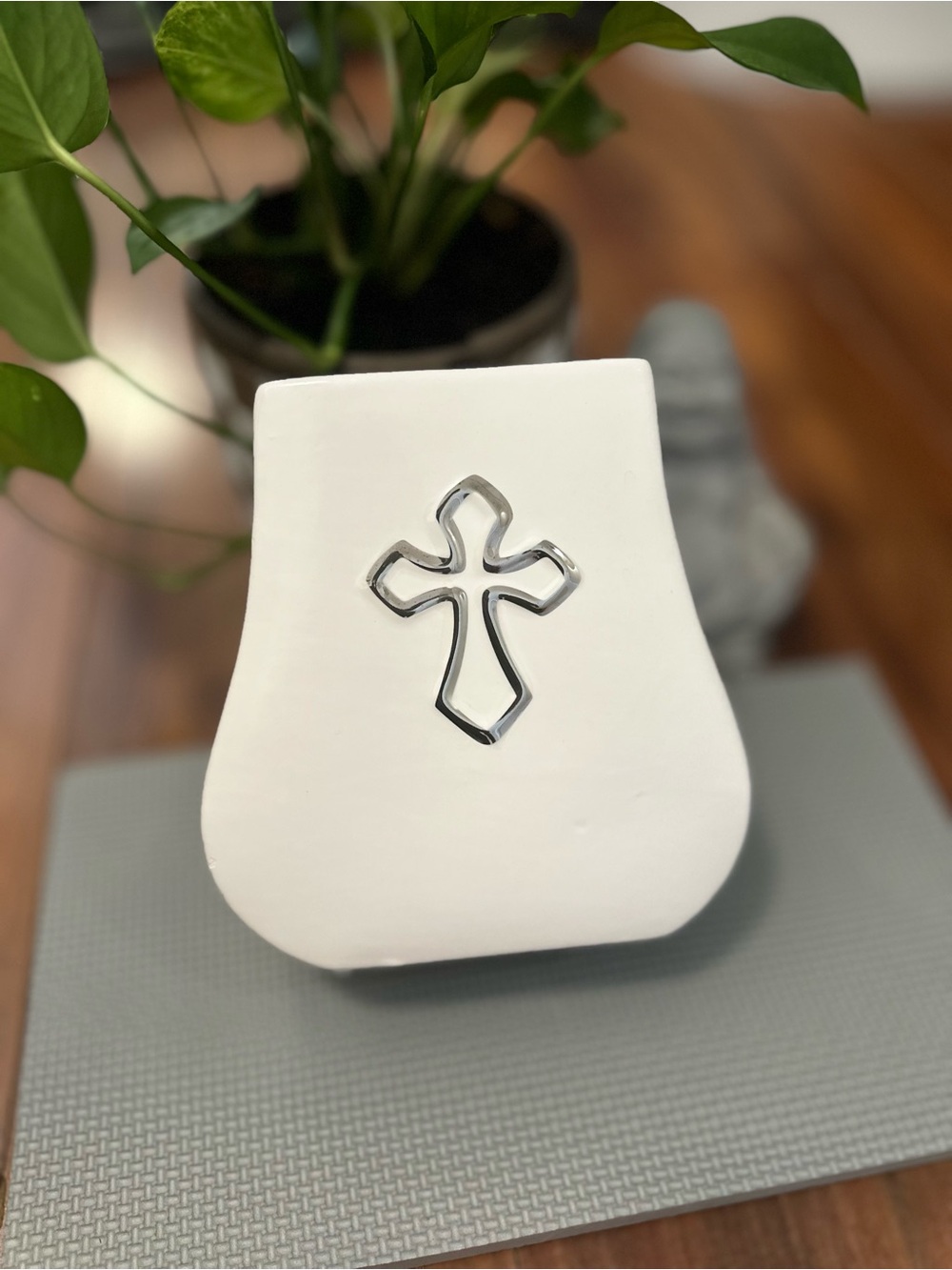 Minimalist White Ceramic Vase with Metallic Silver Cross
